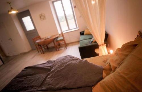 Proche PuyDuFou - Gite Maison La Roulière - Foto 23