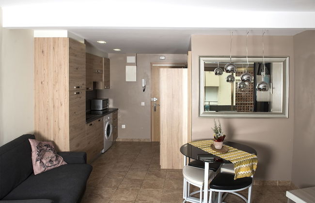 ApartmentsPlatjadAro - Photo 17