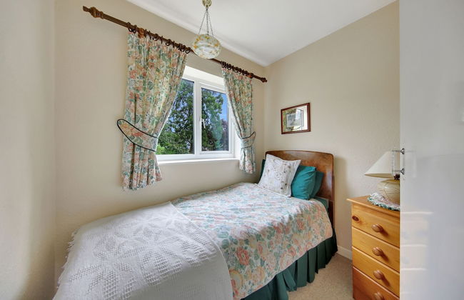 Host Stay Avoca Cottage - Photo 9