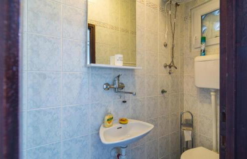 Stunning Apartment In Gornje Selo - Foto 21