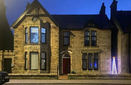 Preston Villa, spacious ground floor apartment - Foto 1