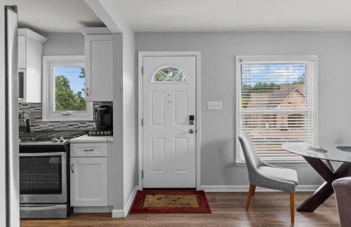 Charming Duplex on Main - Foto 15