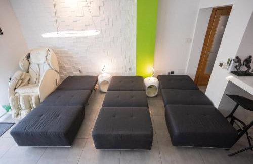 Apartment PLAZA -Wallbox 11kW- Private SPA- Jacuzzi, Infrared Sauna, Luxury massage chair, Parking, Entry with PIN 0 - 24h, FREE CANCELLATION 24 hours before Check In,Premium pillows and mattress - Photo 56