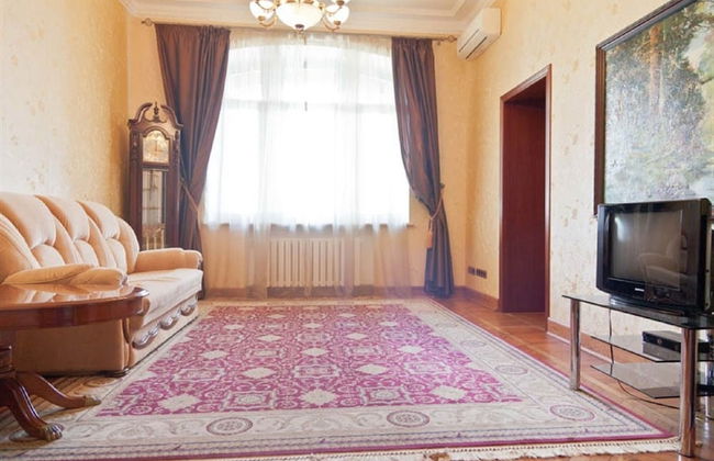 LUXKV Apartment on Kudrinskaya Square - Photo 9