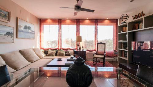 Spacious Apartment with Views of Plaza de España & María Luisa Park - Foto 2
