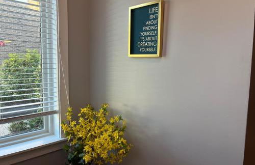 Modern Near Downtown Hospitals Greenville Stay - Foto 10