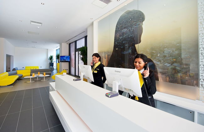 Staycity Aparthotels, London, Deptford Bridge - Photo 2