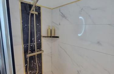 Studio élégant l'orchidée Jacuzzi en intérieur toute l'année - Foto 22