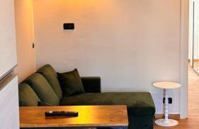 Caldo bilocale con metro sotto casa - Foto 1