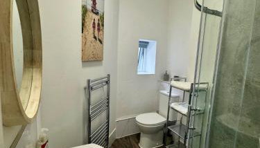 The Valley View Apartment - Foto 5, towels, Shower