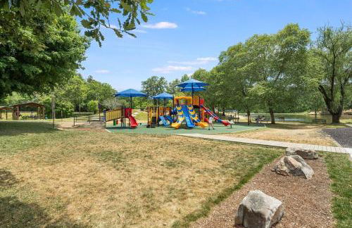 Charming getaway in Weaverville! Great location! - Foto 42