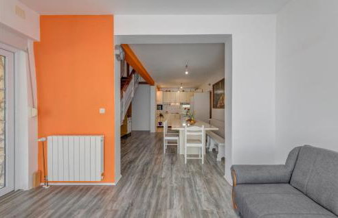 Awesome Home In Dugopolje With Wifi - Foto 6