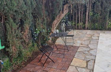 Apartamento con jardín y piscina Pet friendly - Photo 31