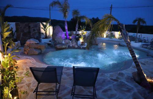 Tropical Oasis Costa Dorada with private pool - Foto 43