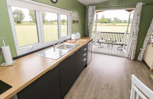 Cotswold View 1 - Photo 8