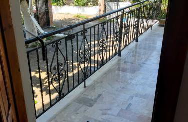 Glyfada's Family Apartment - Photo 20