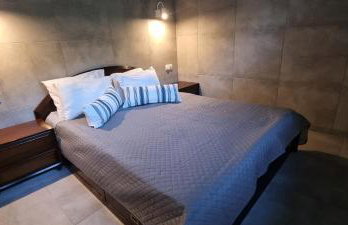 Poolside apt in the pines, steps from the Sea - Foto 3