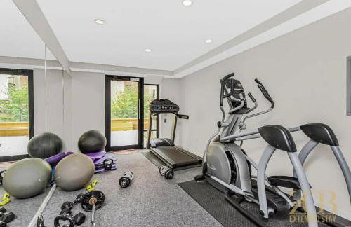 Stylish 2-Bedroom Near Central Park - Laundry - Elevator - Foto 22