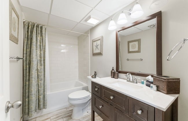 Stunning 2/2 Designer Condo w Coastal Appeal Right on the Gulf! - Foto 20