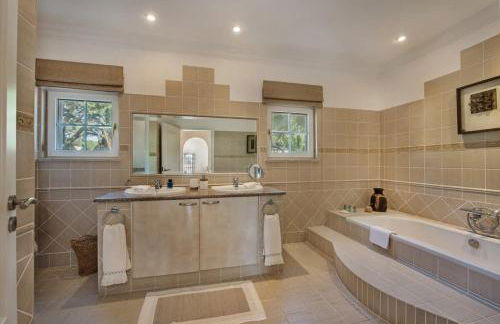 Villa Zarana fantastic house in Salinas - Photo 4