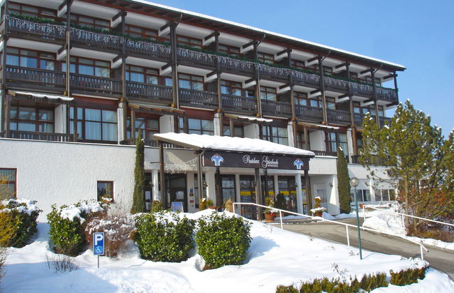 1 bedroom Apartment in Bad Griesbach i. Rottal with swimming pool and garden - Photo 2