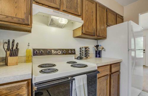 Alder Row Private Patio w Fire Pit & Workspaces - Foto 14