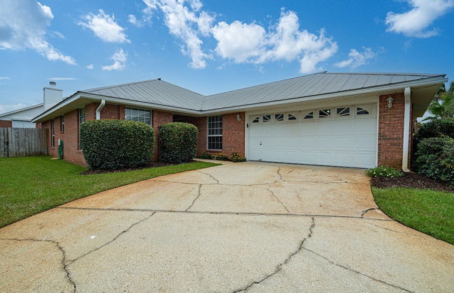 Renovated Home Near Beach and Shopping - Foto 46