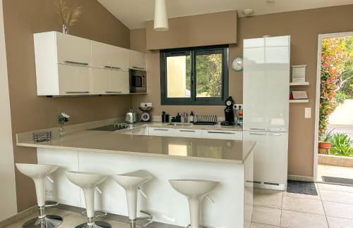 La Bergerie - Modern villa with pool in private domain - Foto 17