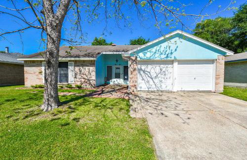 10 Minutes from IAH and Mall, Newly Rehabbed - Foto 62