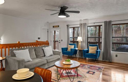 Locklyn's Loft | Views, Hot Tub, Game Room & MORE! - Foto 8