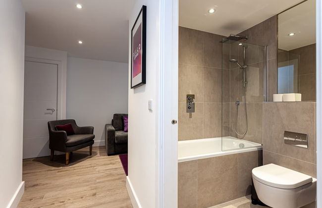 Modern Apartment in Manchester, Sleep 4 - Foto 8