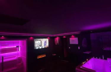 La Suite Prestige Jacuzzi,Sauna,Netflix,Disney - Foto 1