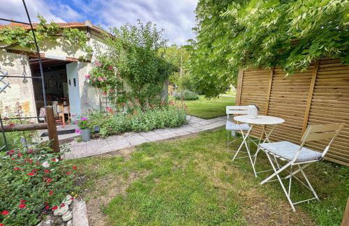 La Colline de Tilleul - Les Deux Puits - Cosy Cottage with swimming pool near Aubeterre - Foto 70