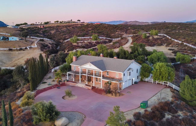 Warhol by Avantstay Expansive Estate Stunning Wine Cty Views - Photo 25