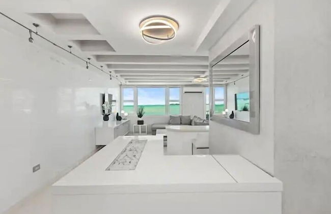 Beach Front Amapola SeaSide Apt - Photo 20