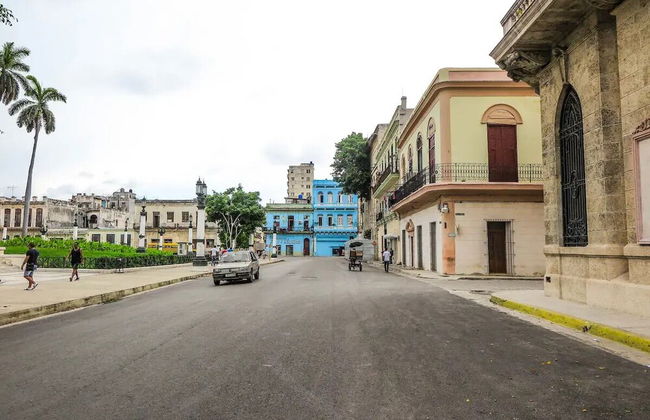 Apartment in Havana - Photo 47