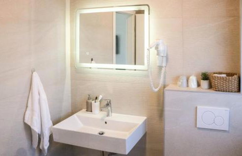 Amazing Home In Kerestinec With Wifi - Foto 19