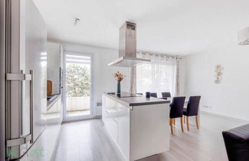 Bedroom apartment with balcony and pool - Foto 5