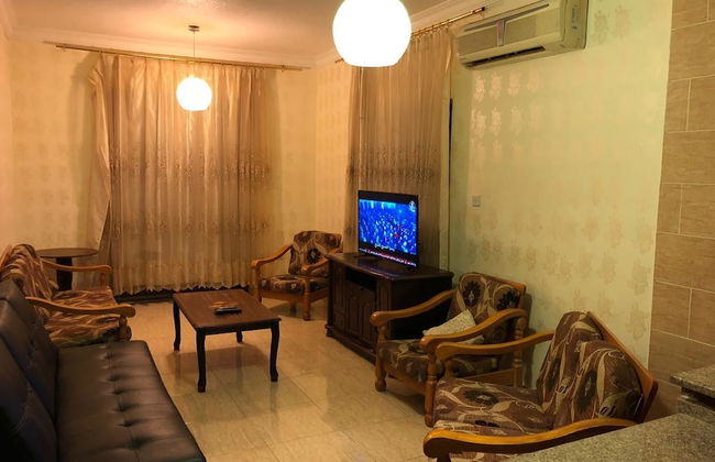 Sea View Luxury Furnished Flat - Photo 11