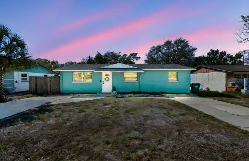 Elegant Largo Retreat, Sleeps 8, 10 Mins to Beach - Foto 5