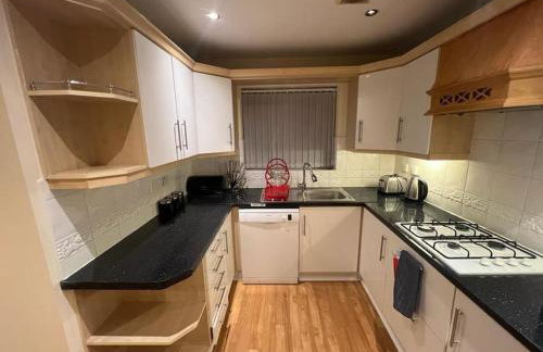 Big new house! 5BDR, sleeps 13, with parking - Foto 30