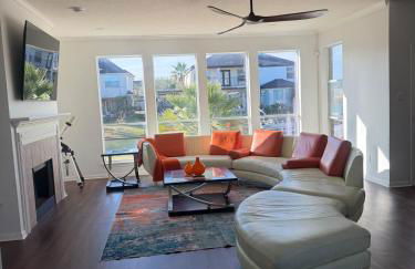 Luxury Lakefront 4BR - Corporate & Extended Stay Friendly - Foto 63