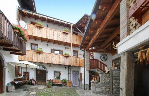 Gorgeous Apartment In Loc Priola Di Sutrio - Foto 1