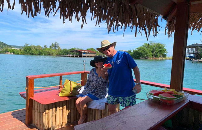 Houseboat Cruise & Snorkel Tour - Photo 4