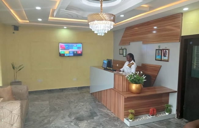 HOTEL D RITZ - Foto 2