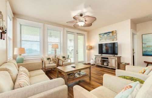 Breaking Waves - Open Airy Beautiful Ocean Views! - Foto 13