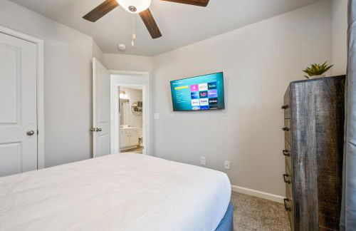 Stylish & Modern 3BR Home Near Chattahoochee River - Foto 10