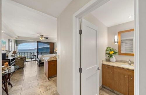 Lahaina Shores 607 · LS 607 Beachfront Remodeled Studio Stunnin - Foto 32
