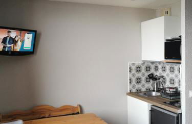 Studio rénové Chamrousse, au pied des pistes. - Foto 1