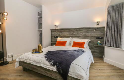 Hockerley Cottage - Photo 7